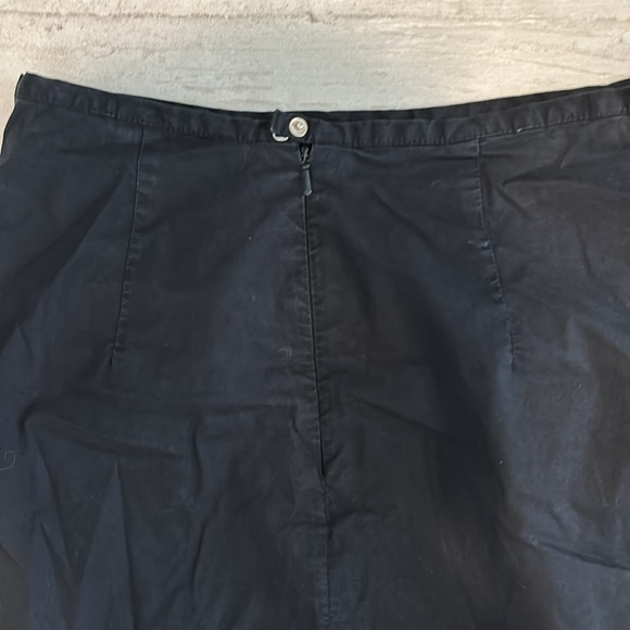 Rene Derby black lined zip back skirt size small - Picture 5 of 7